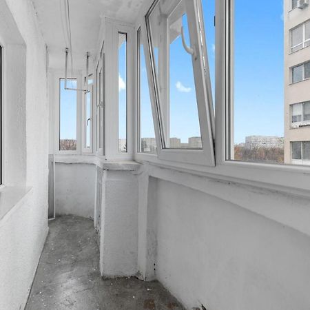 Dristor Large And Cozy Apartment Boekarest Buitenkant foto